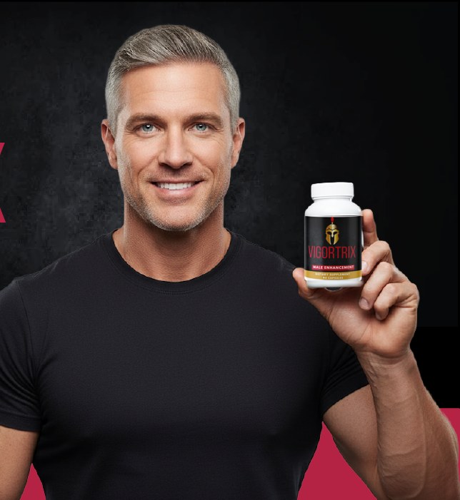 VigorTrix specialist holding the bottle